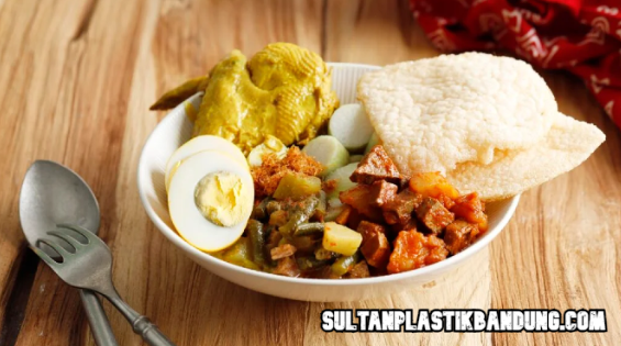 Menikmati Kuliner Khas Indonesia